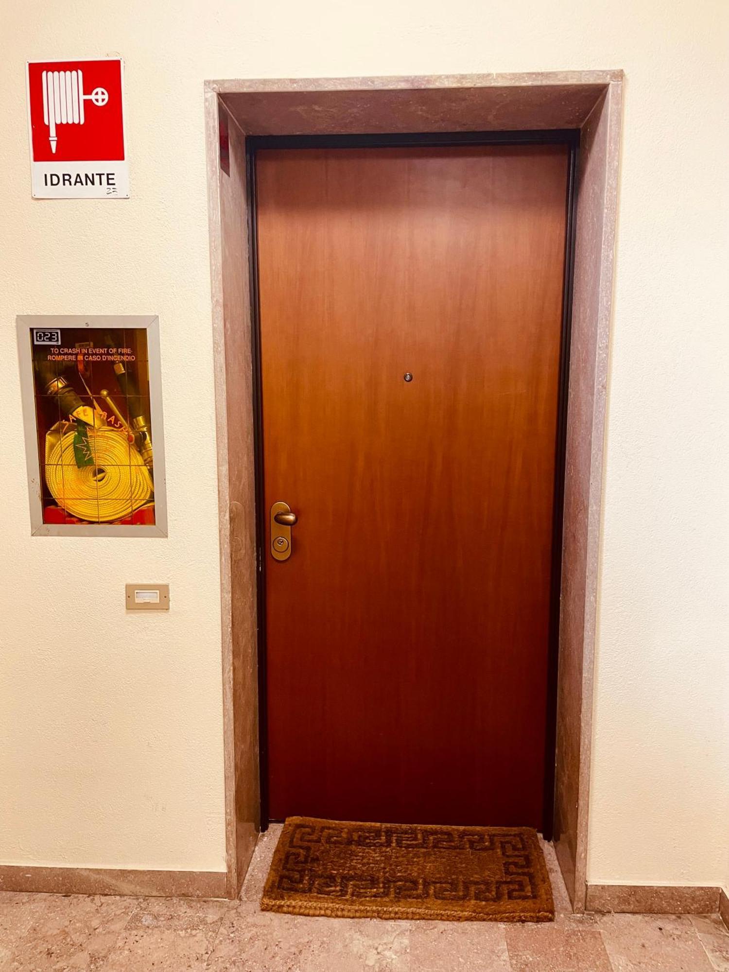 Apartment Nuova E Comoda Milan